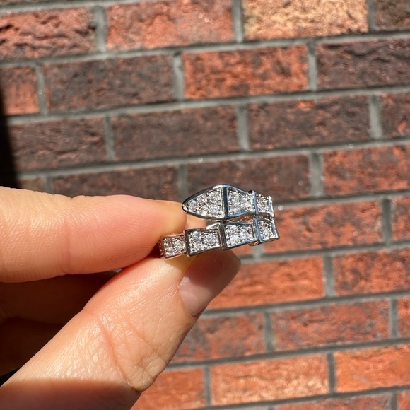 Snake Serpenti Viper Silver Crystal Ring - Picture 15 of 17